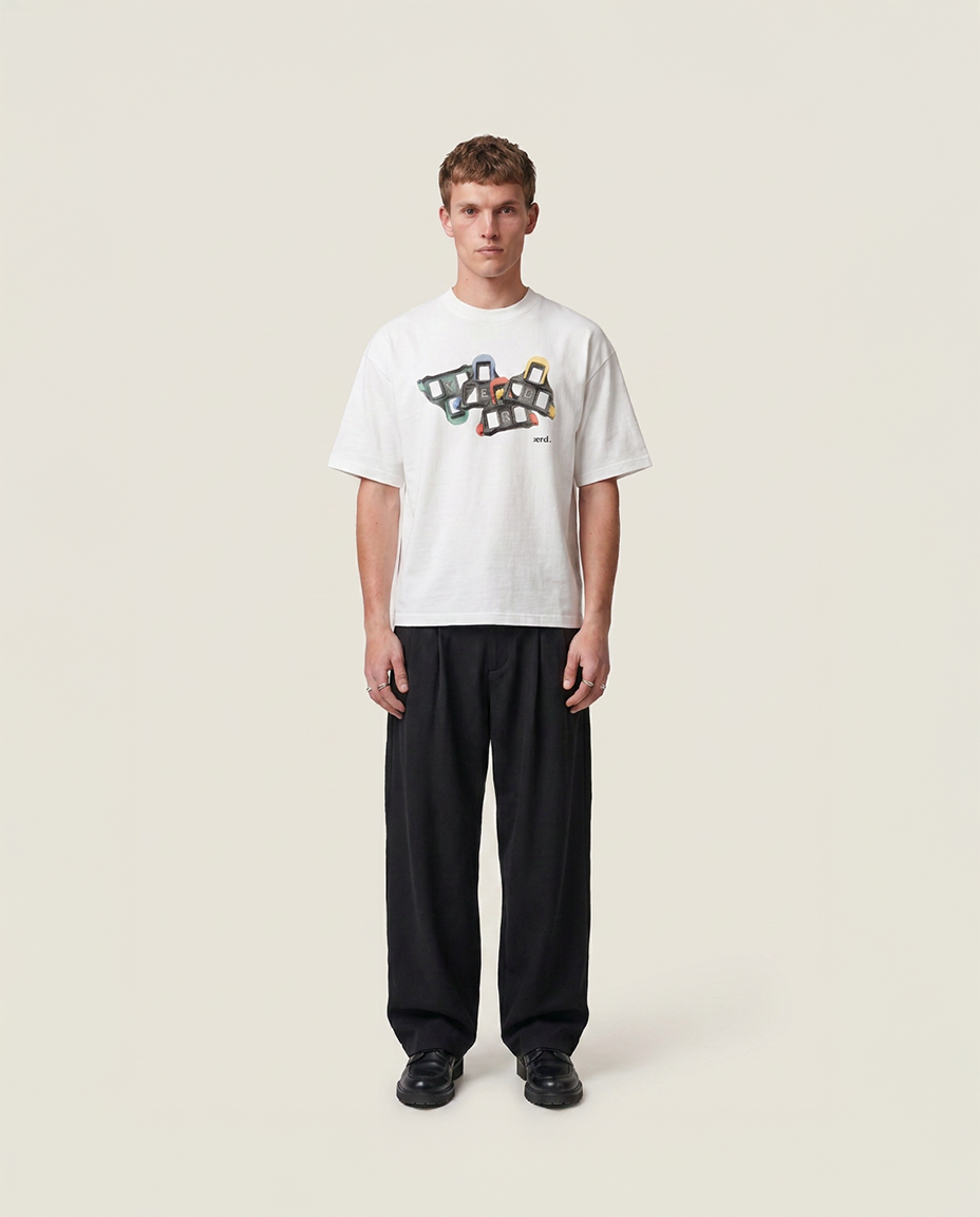 CLEATS TEE WHITE