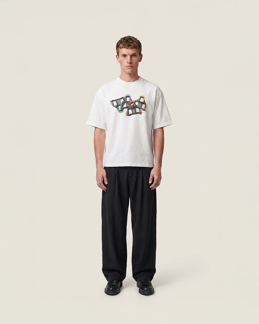 CLEATS TEE WHITE